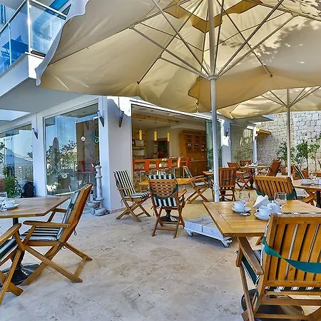Saylam Hotel