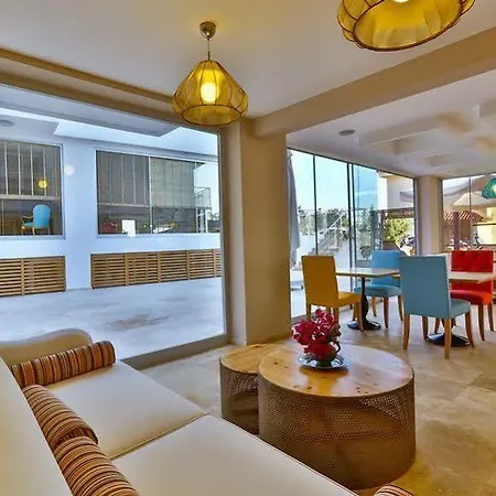 Saylam Hotel 4*