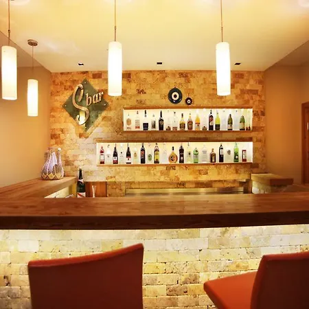 Saylam Hotel