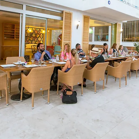 Saylam Hotel